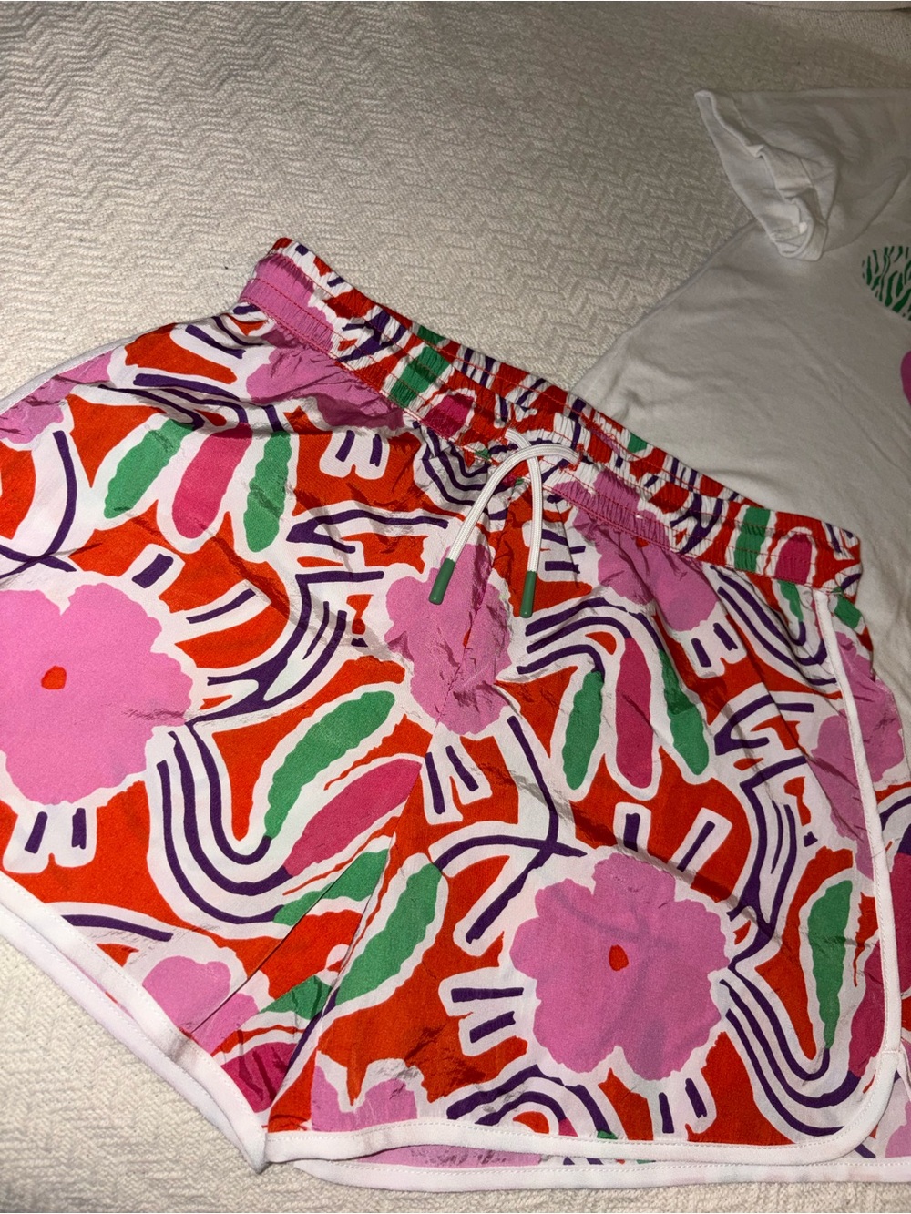 DVF x Target Set 🌸🌺 - Picture 2 of 2